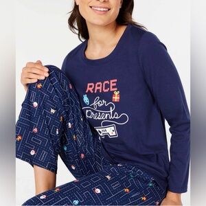 Christmas Womenś  Race for Presents  Navy Blue Pajamas Set Size M